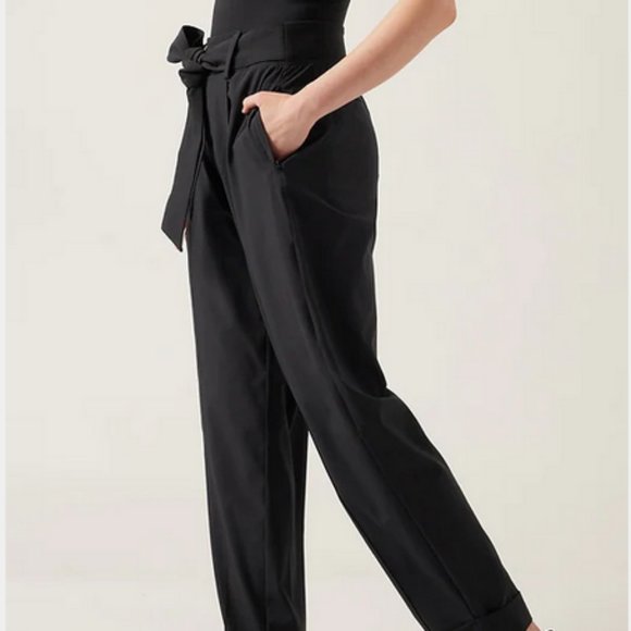 Athleta Cardiff Pant  Tie Belt Lightweight Black Bow 18 XL Relaxed Fit NEW NWT - Picture 1 of 8
